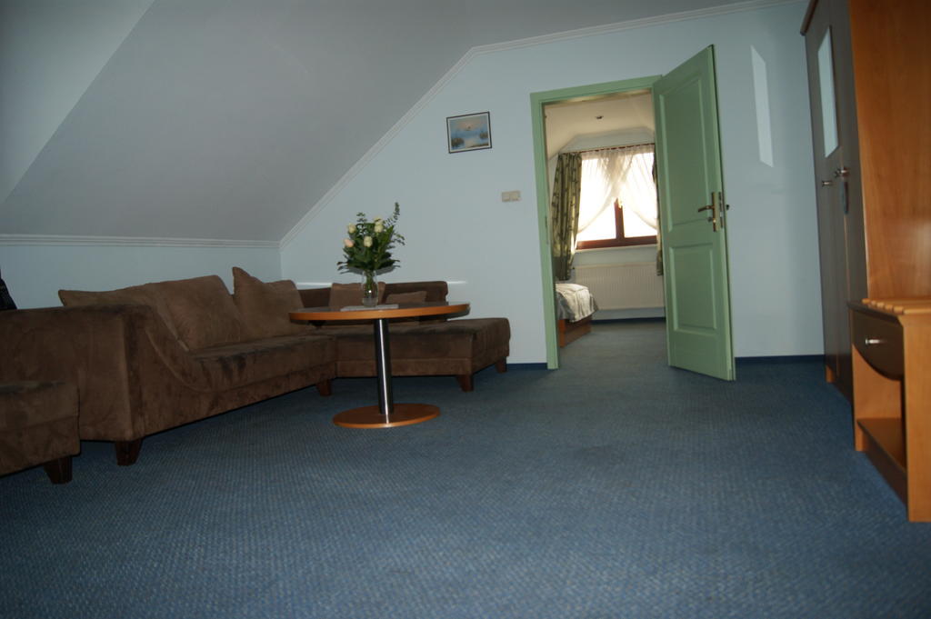 Hotel Restauracja Tawerna Гливице Стая снимка