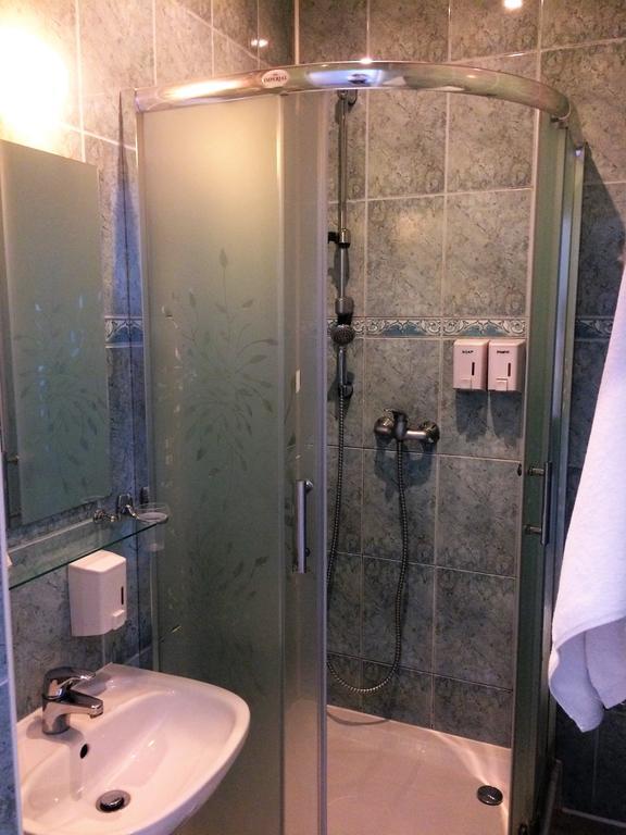 Hotel Restauracja Tawerna Гливице Екстериор снимка