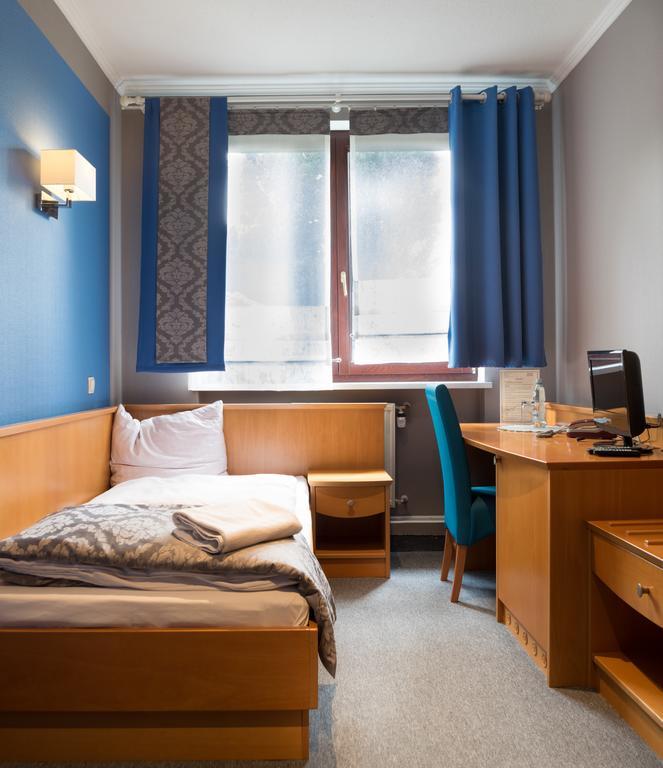 Hotel Restauracja Tawerna Гливице Екстериор снимка